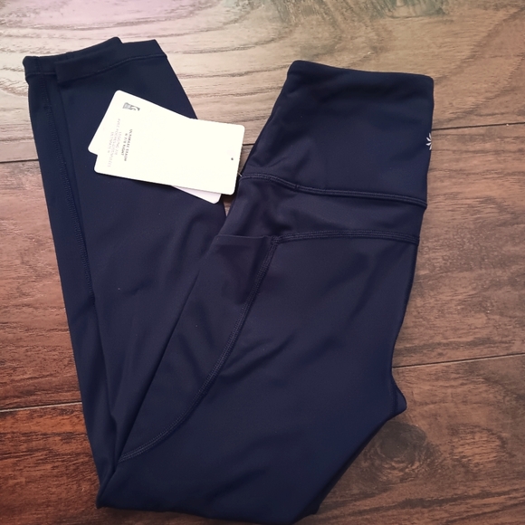 ATHLETA ULTIMATE STASH II 7/8 TIGHT - Picture 4 of 12